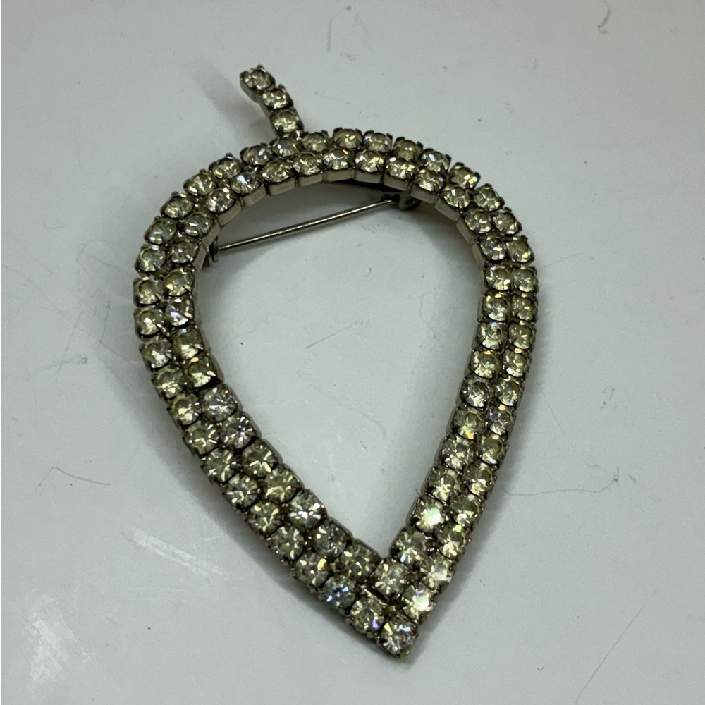 Elegant Silver leaf Rhinestone Brooch